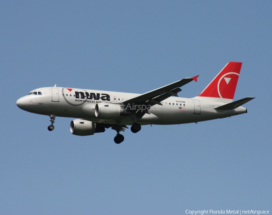 Northwest Airlines Airbus A319-114 (N321NB) | Photo 300288