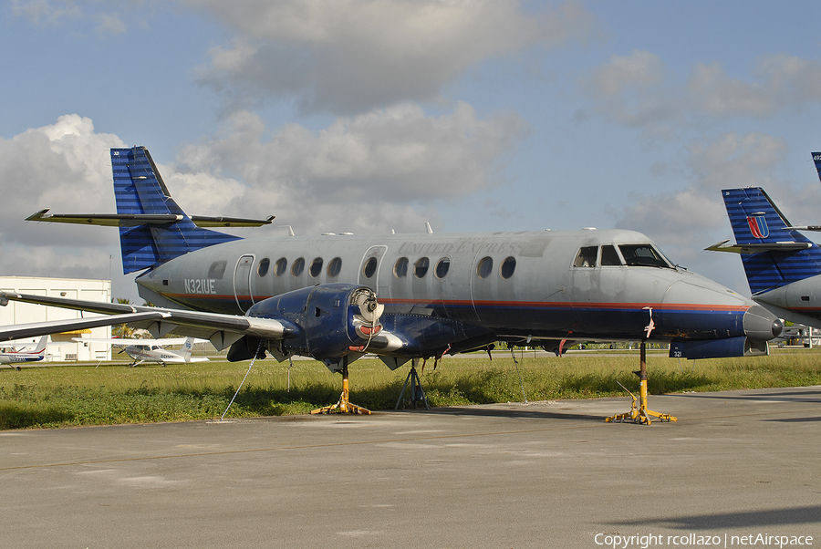 United Express (Atlantic Coast Airlines) BAe Systems Jetstream 41 (N321UE) | Photo 397301