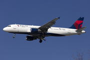 Delta Air Lines Airbus A320-211 (N321US) at  Atlanta - Hartsfield-Jackson International, United States