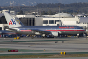 American Airlines Boeing 767-223(ER) (N322AA) at  Los Angeles - International, United States