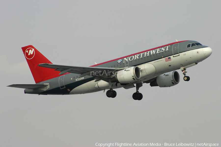 Northwest Airlines Airbus A319-114 (N322NB) | Photo 180907