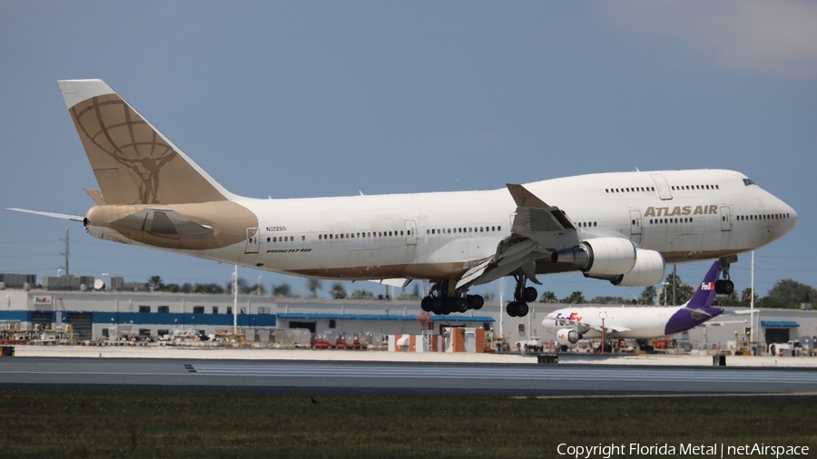 Atlas Air Boeing 747-481 (N322SG) | Photo 579241