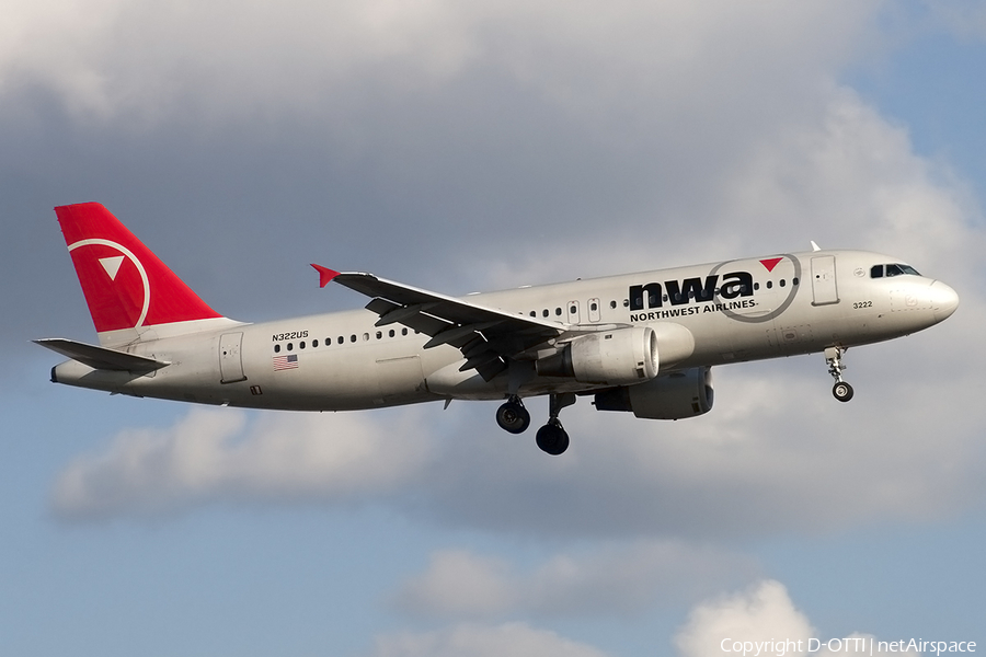 Northwest Airlines Airbus A320-211 (N322US) | Photo 177439