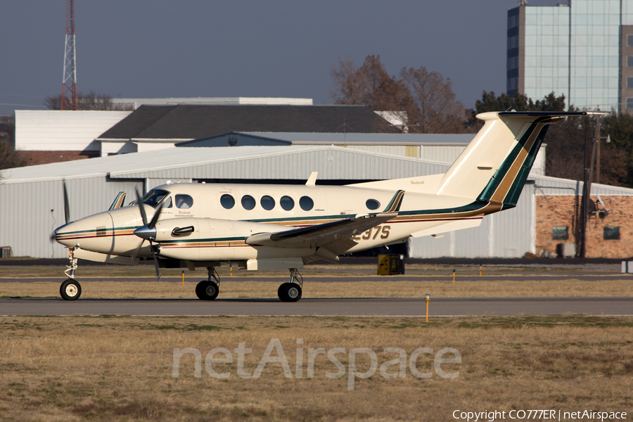 (Private) Beech King Air B300 (N3237S) | Photo 42459