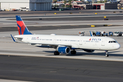 Delta Air Lines Airbus A321-211 (N323DN) at  Phoenix - Sky Harbor, United States
