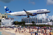 JetBlue Airways Embraer ERJ-190AR (ERJ-190-100IGW) (N323JB) at  Philipsburg - Princess Juliana International, Netherland Antilles