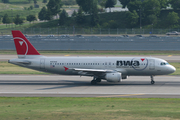 Northwest Airlines Airbus A320-211 (N323US) at  Minneapolis - St. Paul International, United States