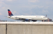 Delta Air Lines Airbus A321-211 (N324DX) at  Atlanta - Hartsfield-Jackson International, United States