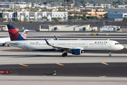 Delta Air Lines Airbus A321-211 (N324DX) at  Phoenix - Sky Harbor, United States
