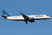 JetBlue Airways Embraer ERJ-190AR (ERJ-190-100IGW) (N324JB) at  New York - John F. Kennedy International, United States