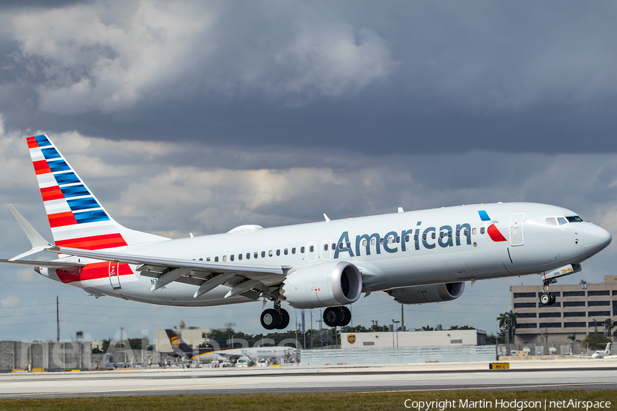 American Airlines Boeing 737-8 MAX (N324RN) | Photo 319573