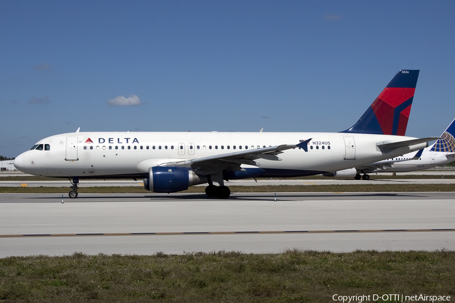 Delta Air Lines Airbus A320-211 (N324US) | Photo 431218