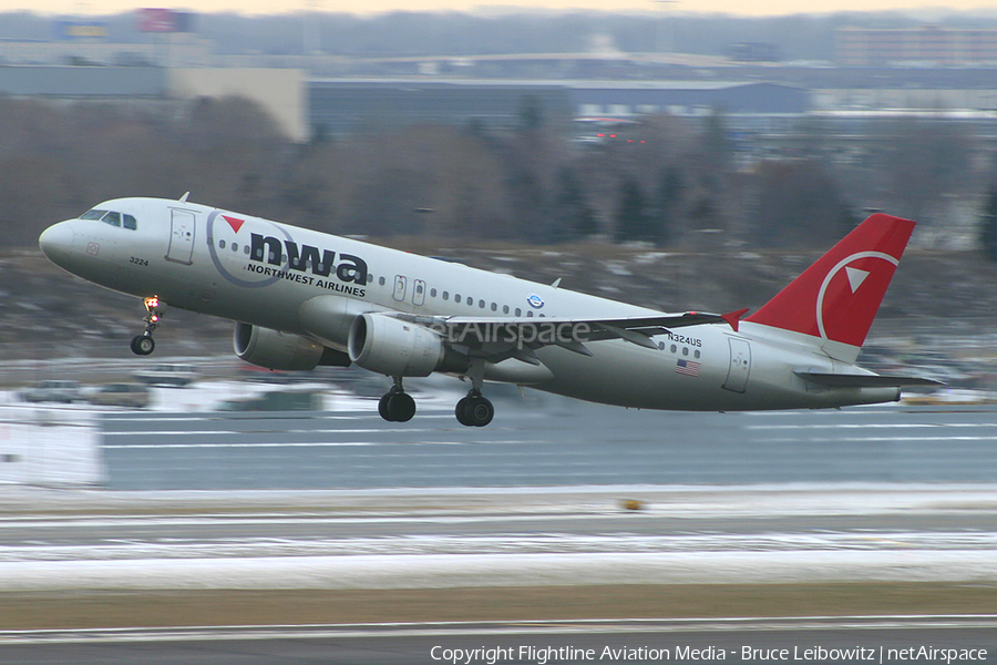 Northwest Airlines Airbus A320-211 (N324US) | Photo 141773