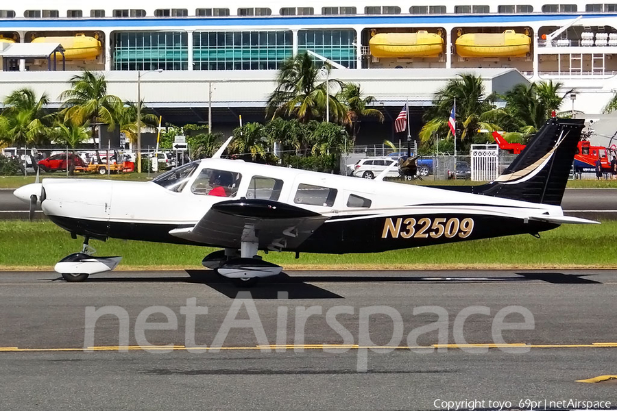 (Private) Piper PA-32-300 Cherokee Six (N32509) | Photo 68549