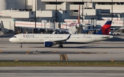 Delta Air Lines Airbus A321-211 (N325DN) at  Miami - International, United States