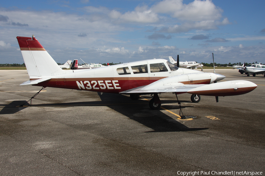 (Private) Piper PA-30-160 Twin Comanche B (N325EE) | Photo 492556