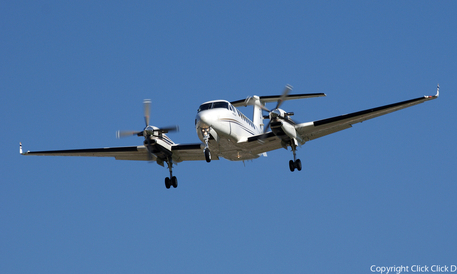(Private) Beech King Air 350 (N325JM) | Photo 3557
