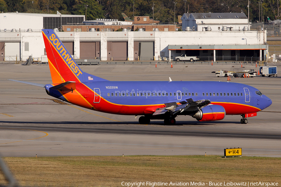 Southwest Airlines Boeing 737-3H4 (N325SW) | Photo 85002