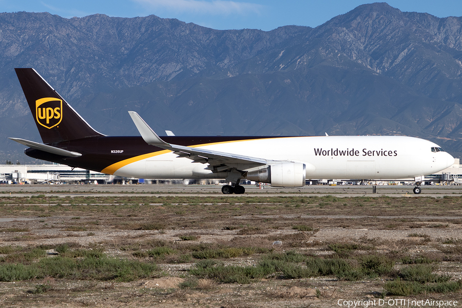 United Parcel Service Boeing 767-34AF(ER) (N326UP) | Photo 557866