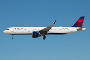 Delta Air Lines Airbus A321-211 (N327DN) at  Las Vegas - Harry Reid International, United States