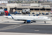 Delta Air Lines Airbus A321-211 (N327DN) at  Phoenix - Sky Harbor, United States