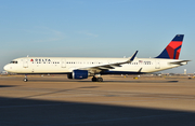 Delta Air Lines Airbus A321-211 (N328DN) at  Dallas/Ft. Worth - International, United States