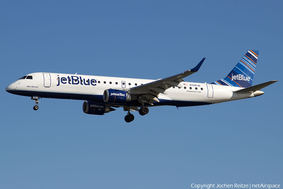 JetBlue Airways Embraer ERJ-190AR (ERJ-190-100IGW) (N328JB) | Photo 38182