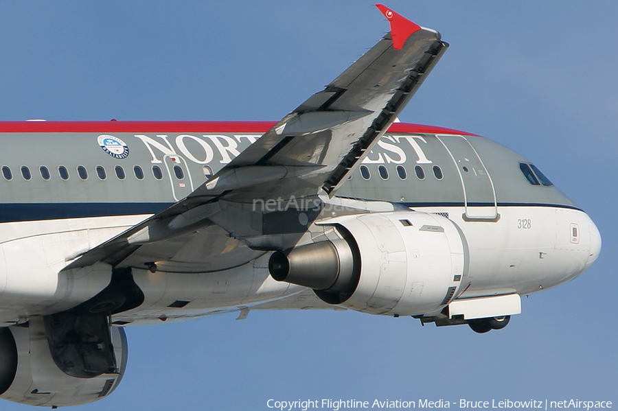 Northwest Airlines Airbus A319-114 (N328NB) | Photo 142613