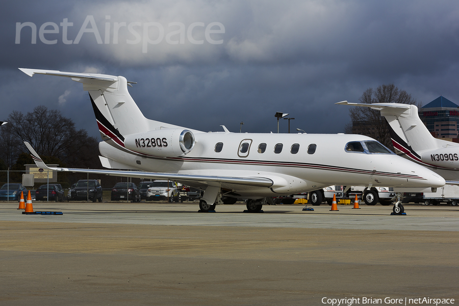 NetJets Embraer EMB-505 Phenom 300 (N328QS) | Photo 40977