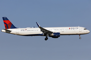 Delta Air Lines Airbus A321-211 (N329DN) at  Orlando - International (McCoy), United States