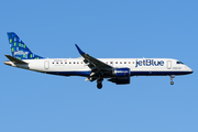 JetBlue Airways Embraer ERJ-190AR (ERJ-190-100IGW) (N329JB) at  Baltimore - Washington International, United States