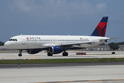 Delta Air Lines Airbus A320-211 (N329NW) at  Ft. Lauderdale - International, United States