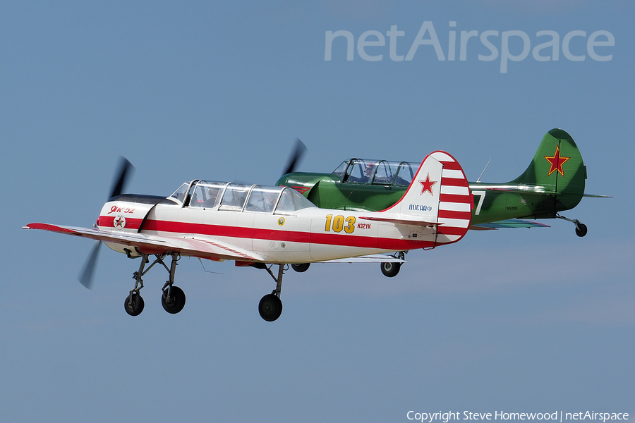 (Private) Yakovlev Yak-52 (N32YK) | Photo 213824