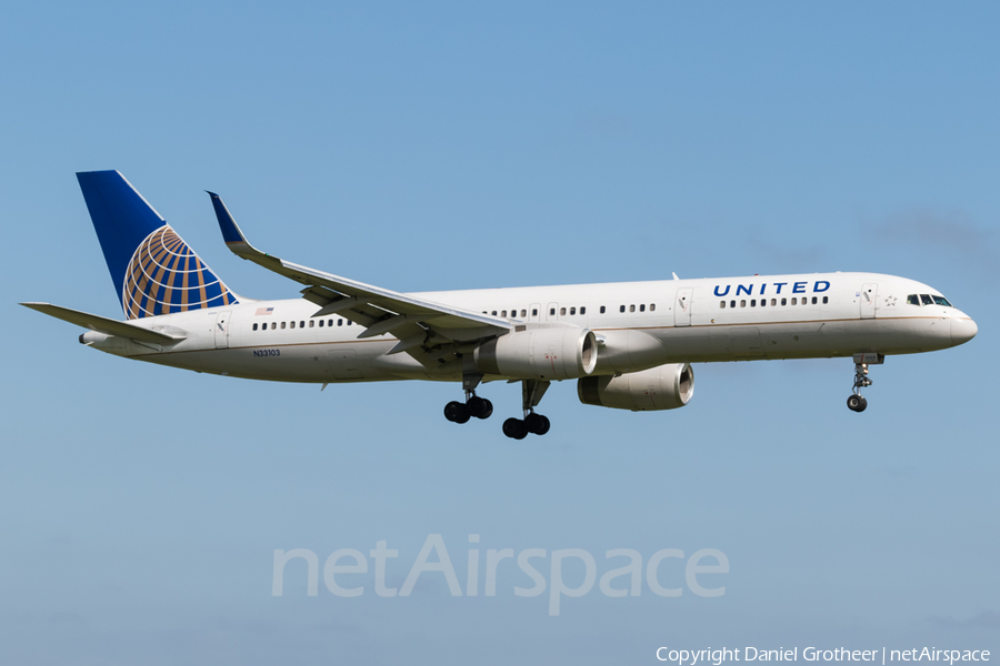 United Airlines Boeing 757-224 (N33103) | Photo 165253
