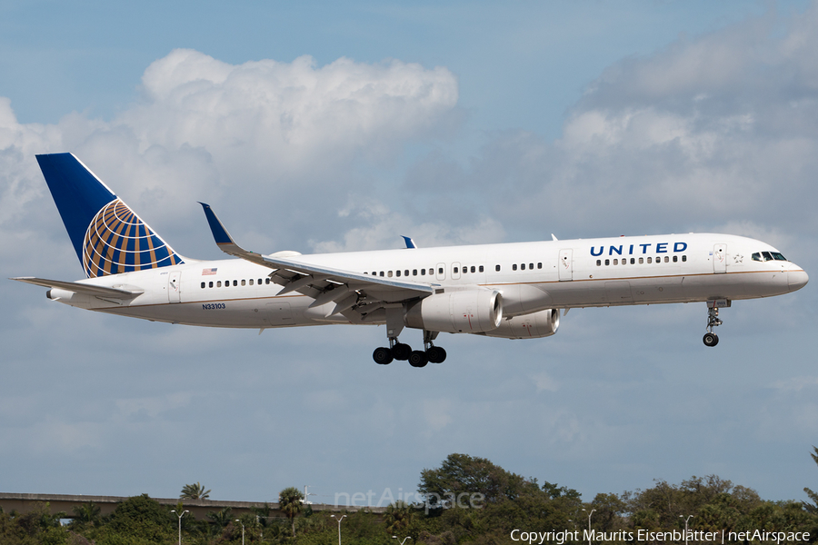 United Airlines Boeing 757-224 (N33103) | Photo 151101
