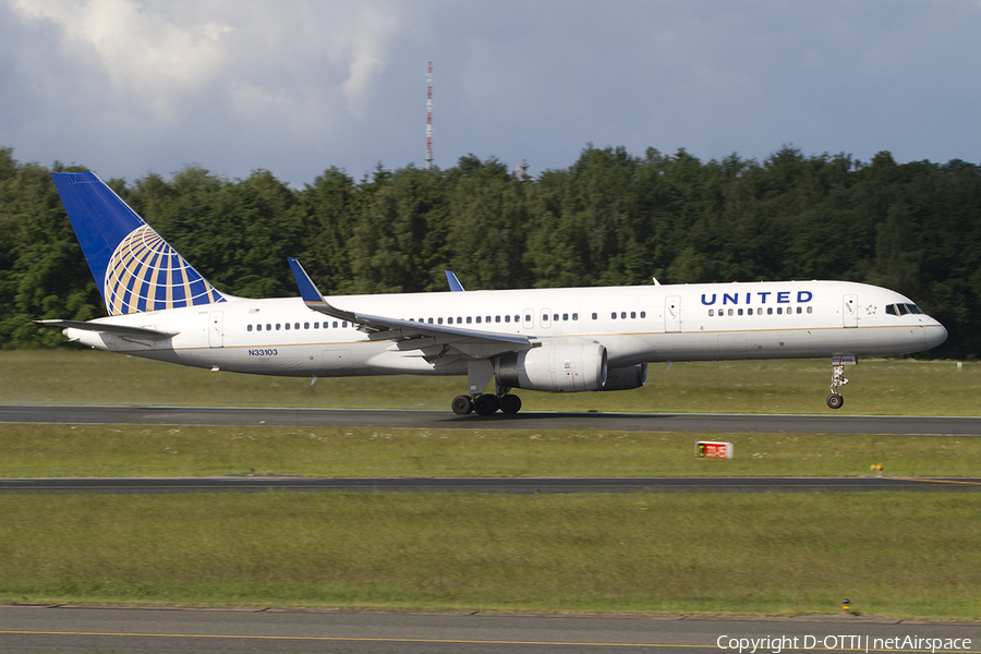 United Airlines Boeing 757-224 (N33103) | Photo 384984