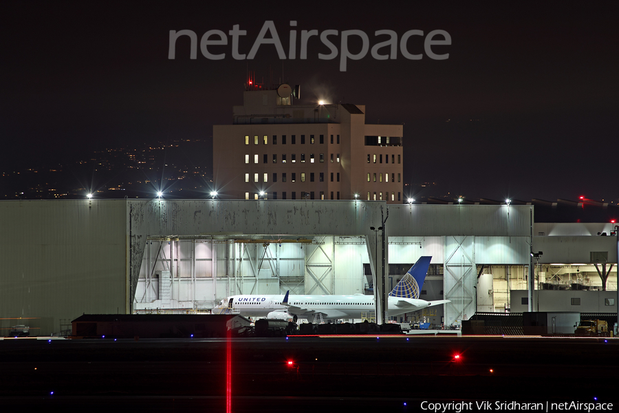United Airlines Boeing 757-224 (N33103) | Photo 66706