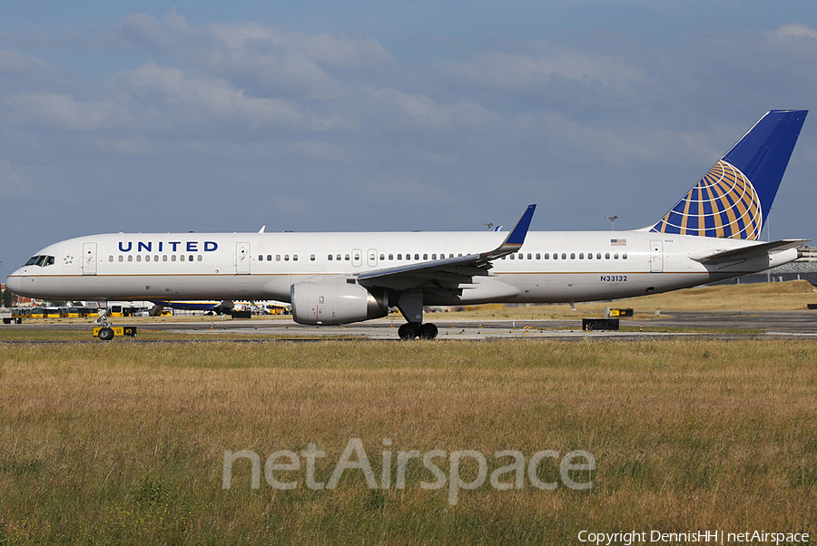 United Airlines Boeing 757-224 (N33132) | Photo 367311