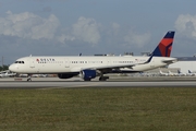 Delta Air Lines Airbus A321-211 (N331DN) at  Miami - International, United States