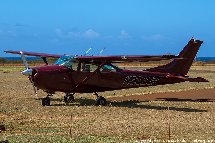 (Private) Cessna 182L Skylane (N3323R) | Photo 186444