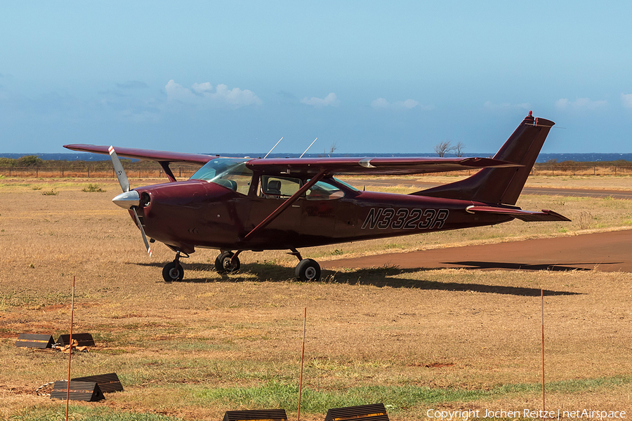 (Private) Cessna 182L Skylane (N3323R) | Photo 186502