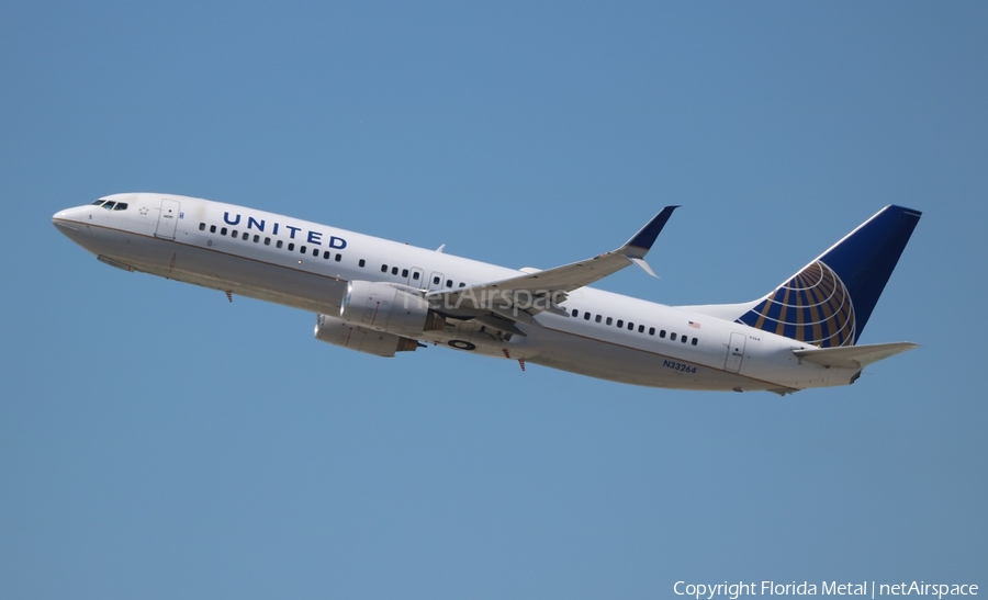 United Airlines Boeing 737-824 (N33264) | Photo 380523