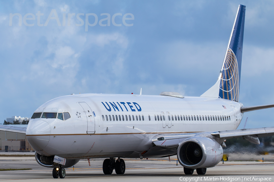 United Airlines Boeing 737-824 (N33266) | Photo 226817