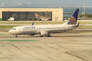 United Airlines Boeing 737-824 (N33286) at  San Francisco - International, United States