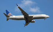 United Airlines Boeing 737-824 (N33289) at  Orlando - International (McCoy), United States