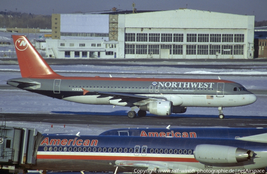 Northwest Airlines Airbus A320-211 (N333NW) | Photo 443536