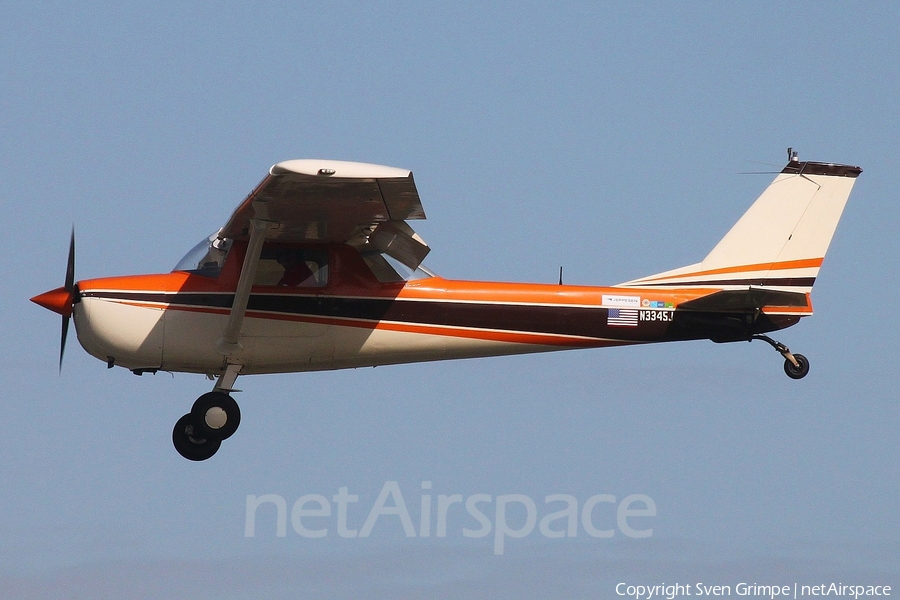 (Private) Cessna 150G (N3345J) | Photo 204103