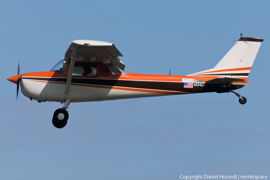 (Private) Cessna 150G (N3345J) | Photo 476710