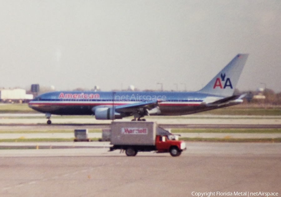 American Airlines Boeing 767-223(ER) (N334AA) | Photo 580067