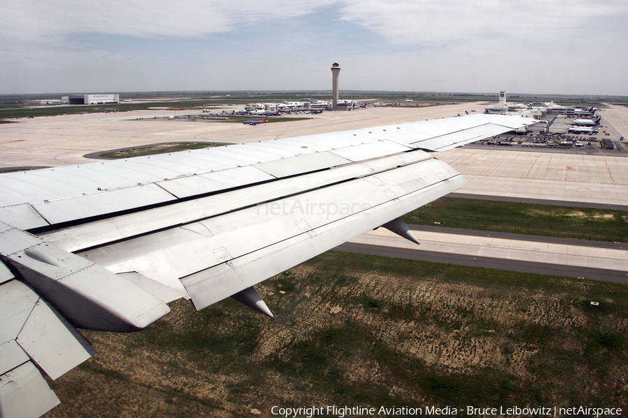 United Airlines Boeing 737-322 (N334UA) | Photo 173710